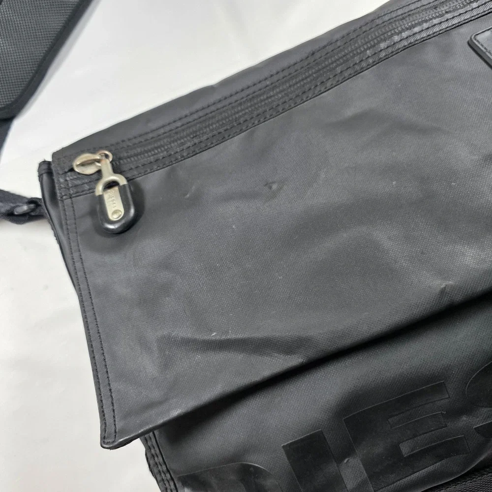 Y2K Diesel Black Nylon Messenger Bag Tonal Logo Utility Crossbody Adj Strap